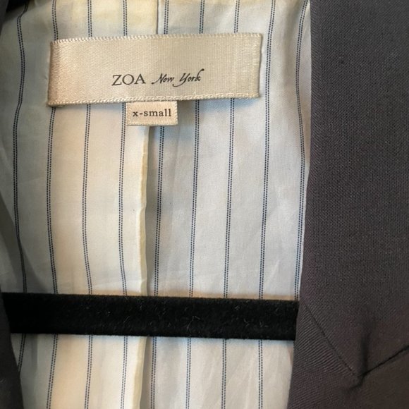 Anthropology ZOA New York Black Boyfriend Blazer - Picture 3 of 3